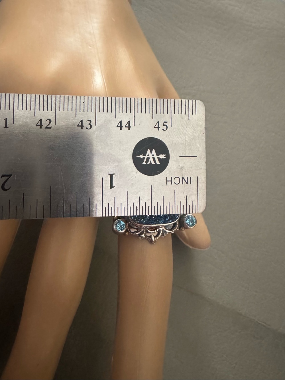 Mars & Valentine statement ring - Picture 9 of 13